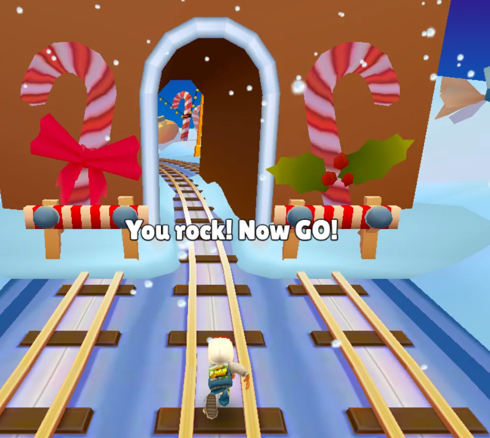 Special holiday-themed level in Subway Surfers with festive decorations and snowy tracks